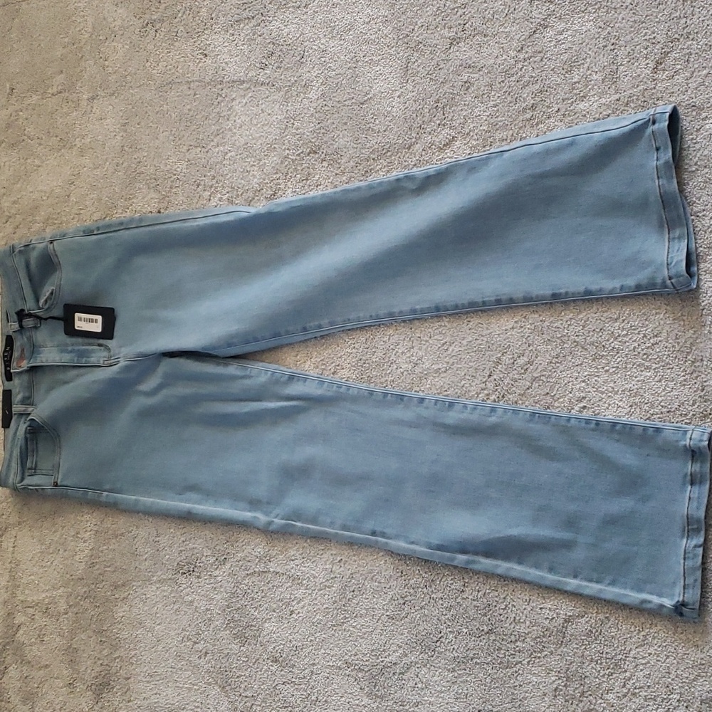 Risen Jeans